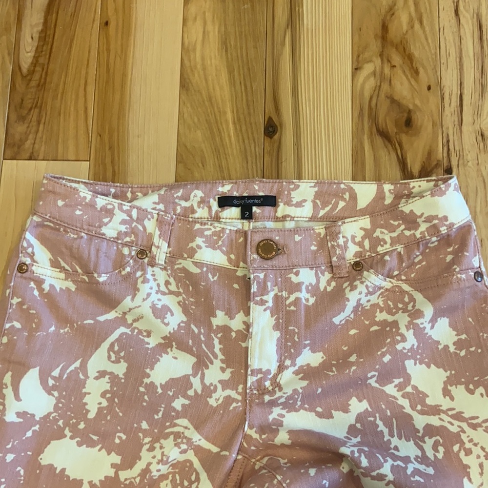 Patterned Jeans - Picture 3 of 5